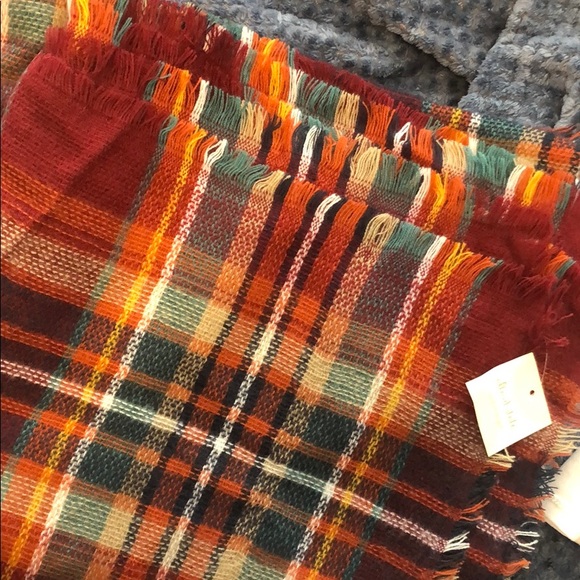 Altar’d State Scarf - Picture 2 of 3